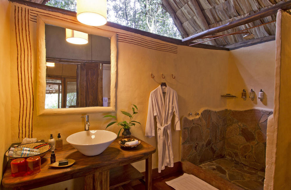 Sanctuary Gorilla Forest Camp Hotel Ntungamo  Kültér fotó